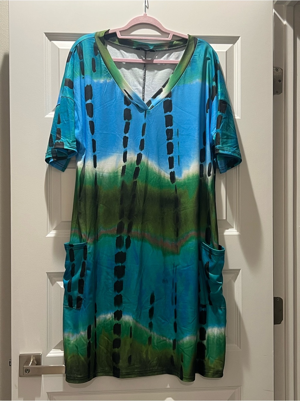 chic Teal, Blue & Green V-Neck Midi Dress